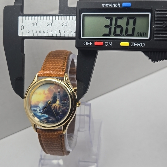 Vintage Thomas Kinkade Painter Of Light Watch Lighthouse Leather New Battery - Picture 4 of 12